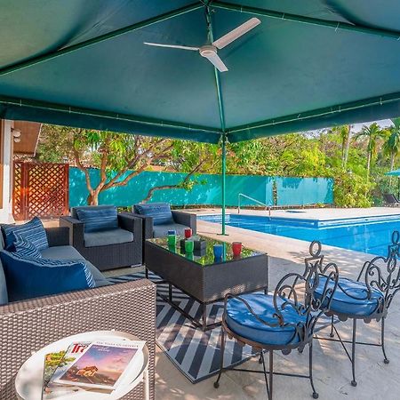Stayvista'S Casa Palmera - Pet-Friendly Villa With Pool, Garden With Gazebo, And Indoor & Outdoor Games アリバグ エクステリア 写真
